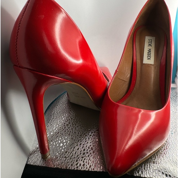 Steve Madden High 4” Heels - Picture 2 of 11